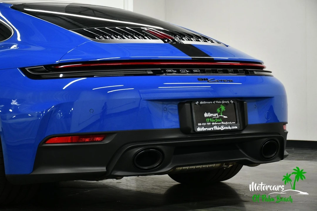 2025 Porsche 992 Carrera - Image 16 of 31