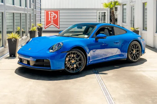 2025 Porsche 911 Carrera