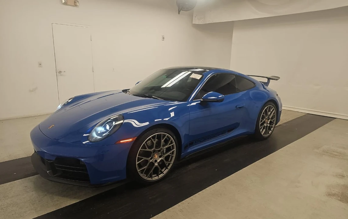 2025 Porsche 992 Carrera - Image 3 of 12