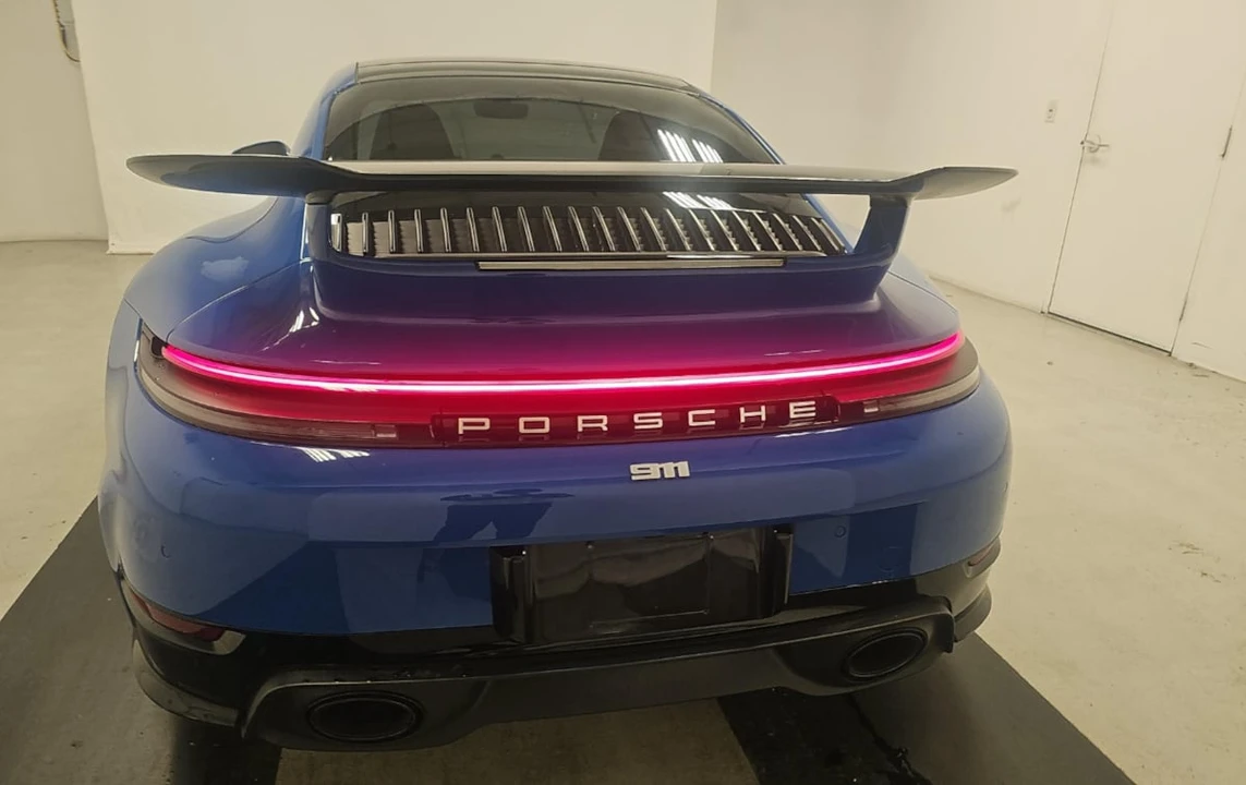 2025 Porsche 992 Carrera - Image 5 of 12