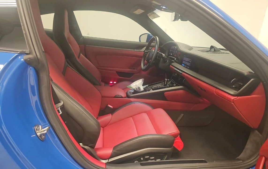 2025 Porsche 992 Carrera - Image 8 of 12