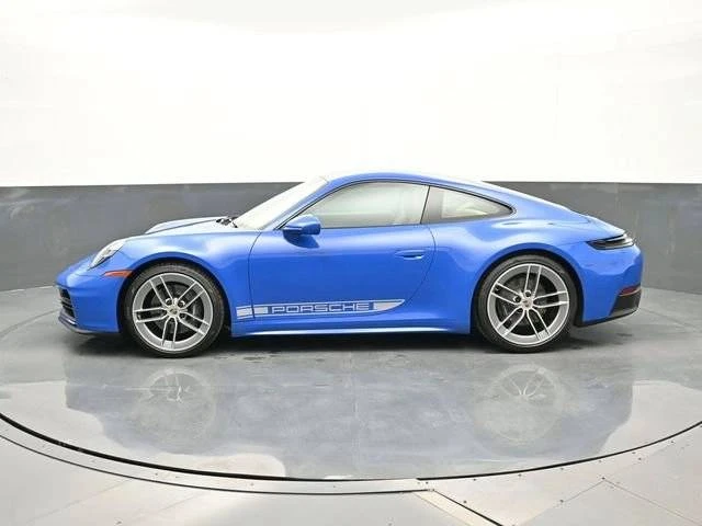 2025 Porsche 992 Carrera - Image 2 of 5