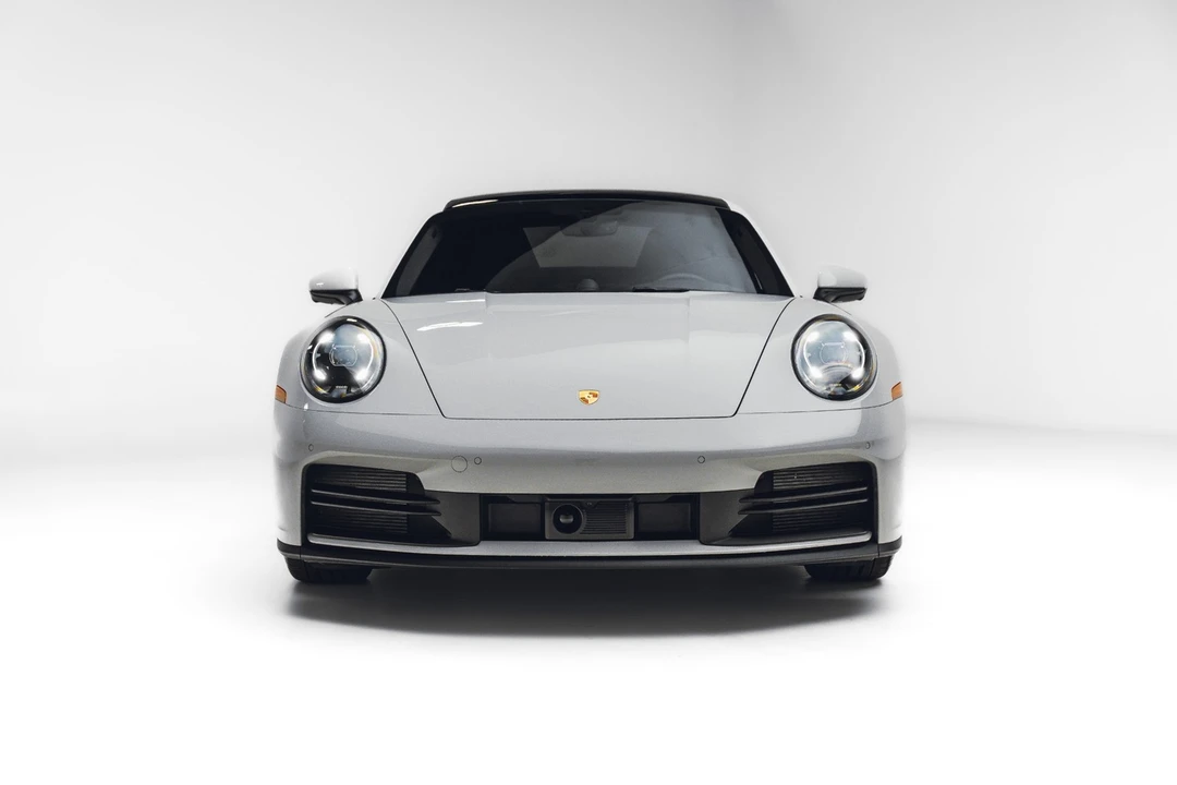 2025 Porsche 992 Carrera - Image 4 of 31