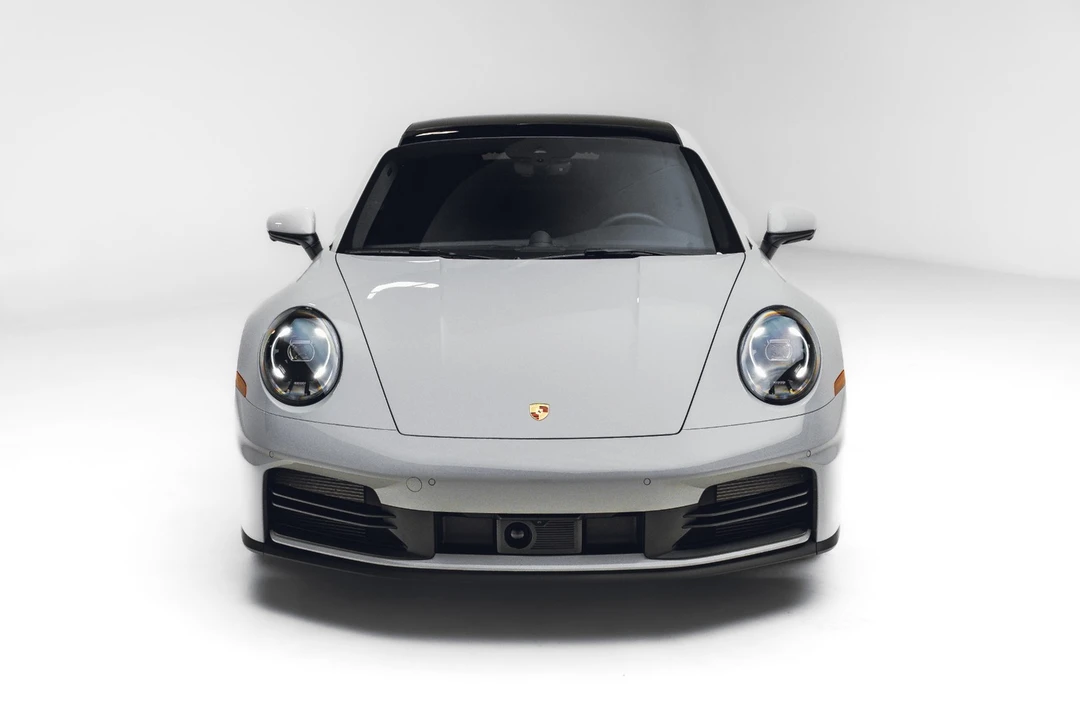 2025 Porsche 992 Carrera - Image 3 of 31
