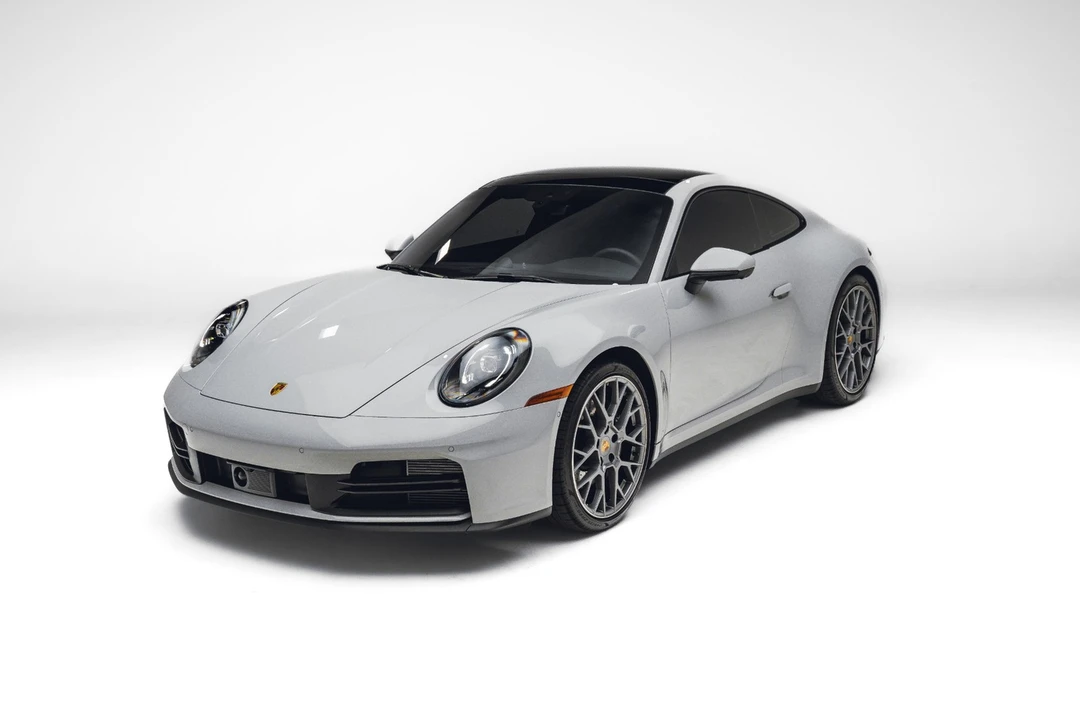 2025 Porsche 992 Carrera - Image 2 of 31