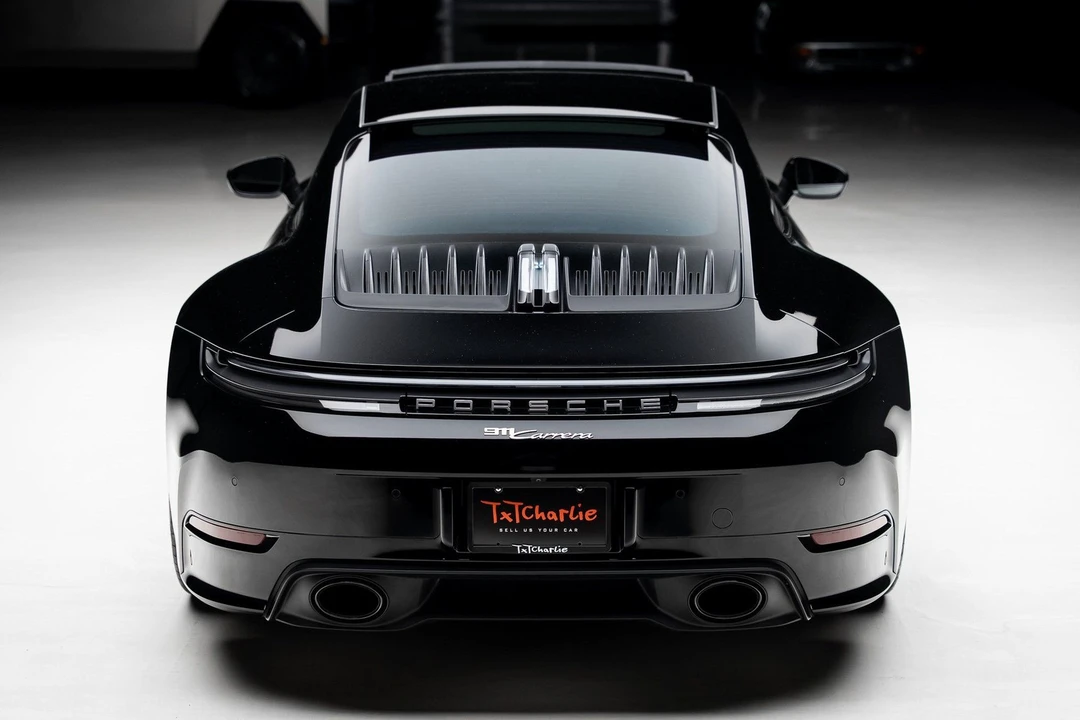 2025 Porsche 992 Carrera - Image 16 of 21
