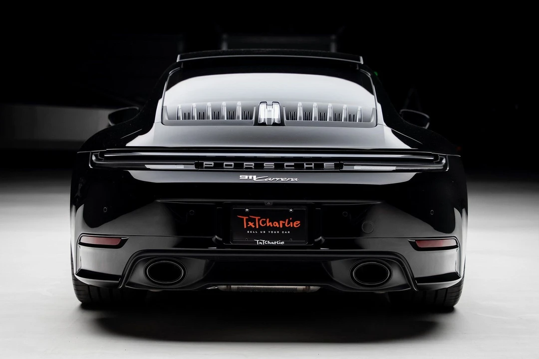 2025 Porsche 992 Carrera - Image 18 of 21