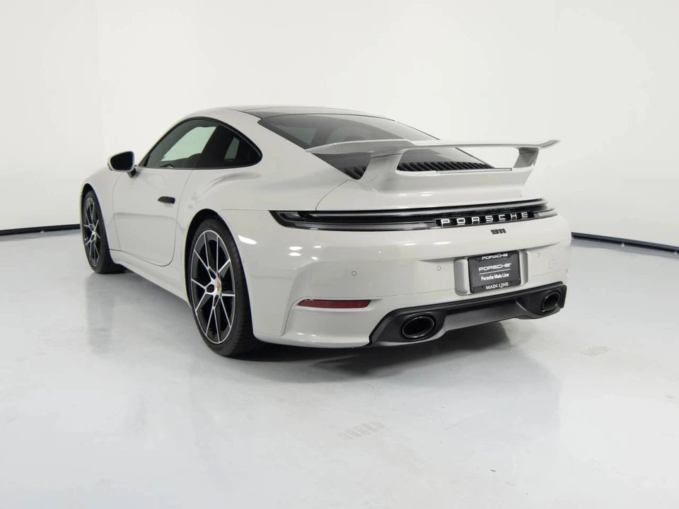 2025 Porsche 992 Carrera - Image 3 of 5