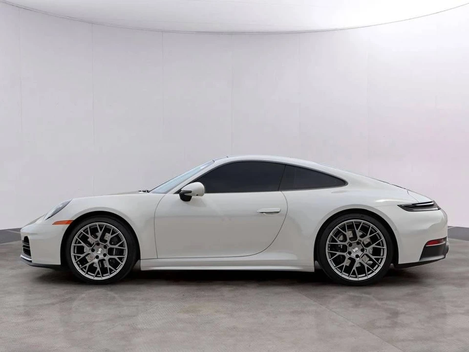 2025 Porsche 992 Carrera - Image 2 of 4