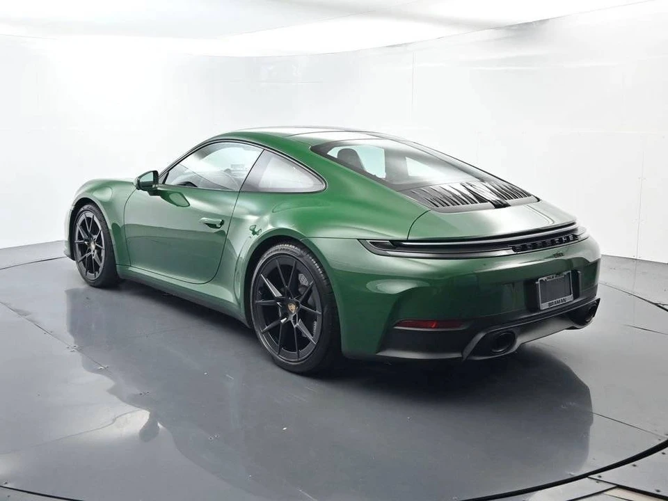2025 Porsche 992 Carrera - Image 3 of 5