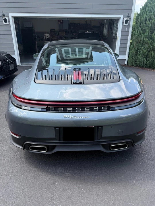 2025 Porsche 992 Carrera - Image 4 of 7