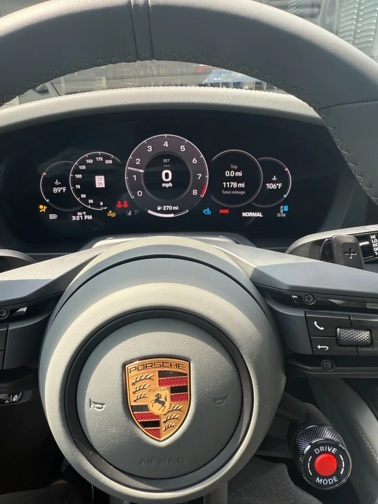 2025 Porsche 992 Carrera - Image 7 of 7