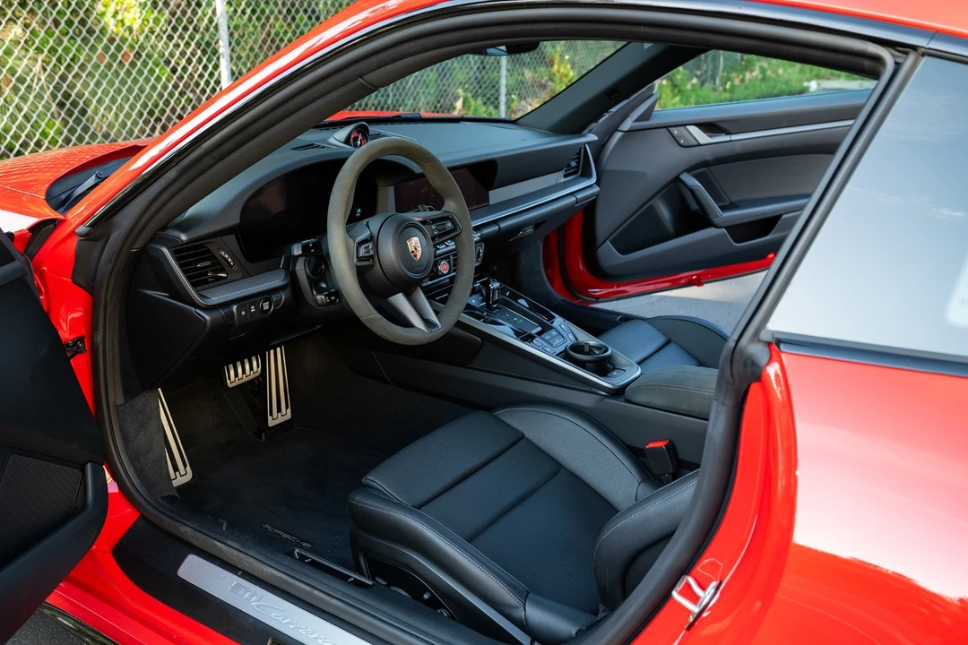 2025 Porsche 992 Carrera - Image 2 of 31