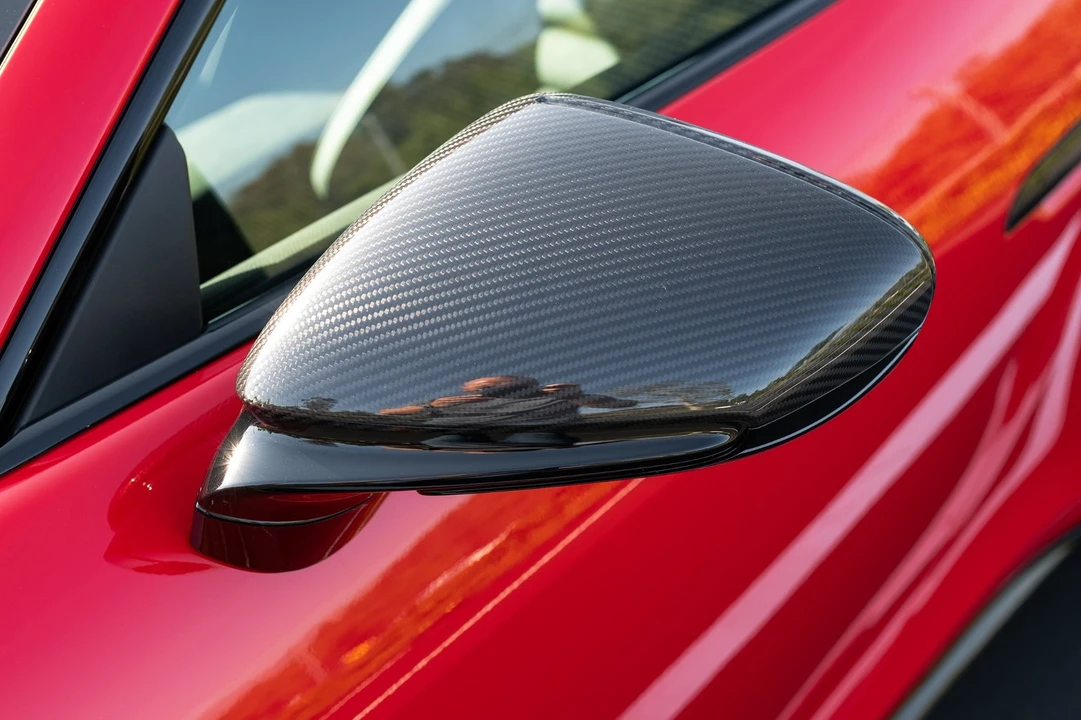 2025 Porsche 992 Carrera - Image 15 of 31