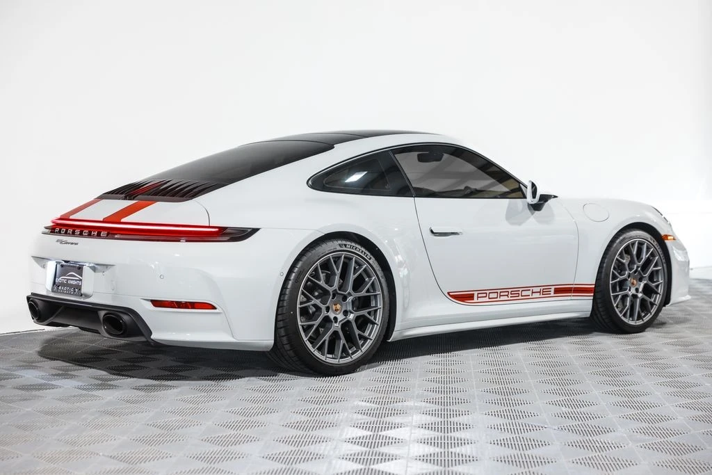 2025 Porsche 992 Carrera - Image 6 of 31