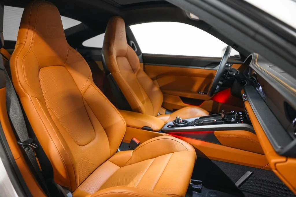 2025 Porsche 992 Carrera - Image 20 of 31