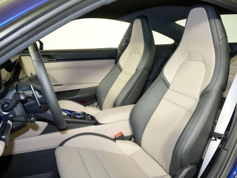 2025 Porsche 992 Carrera - Image 5 of 5