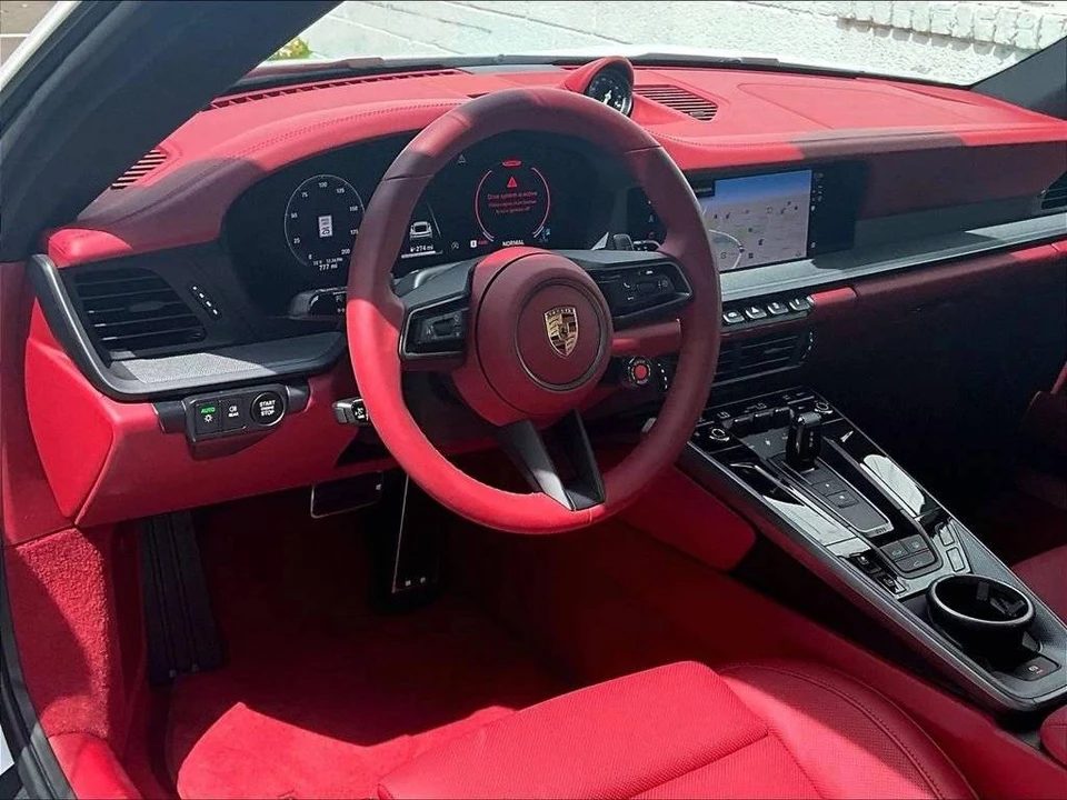 2025 Porsche 992 Carrera - Image 4 of 4