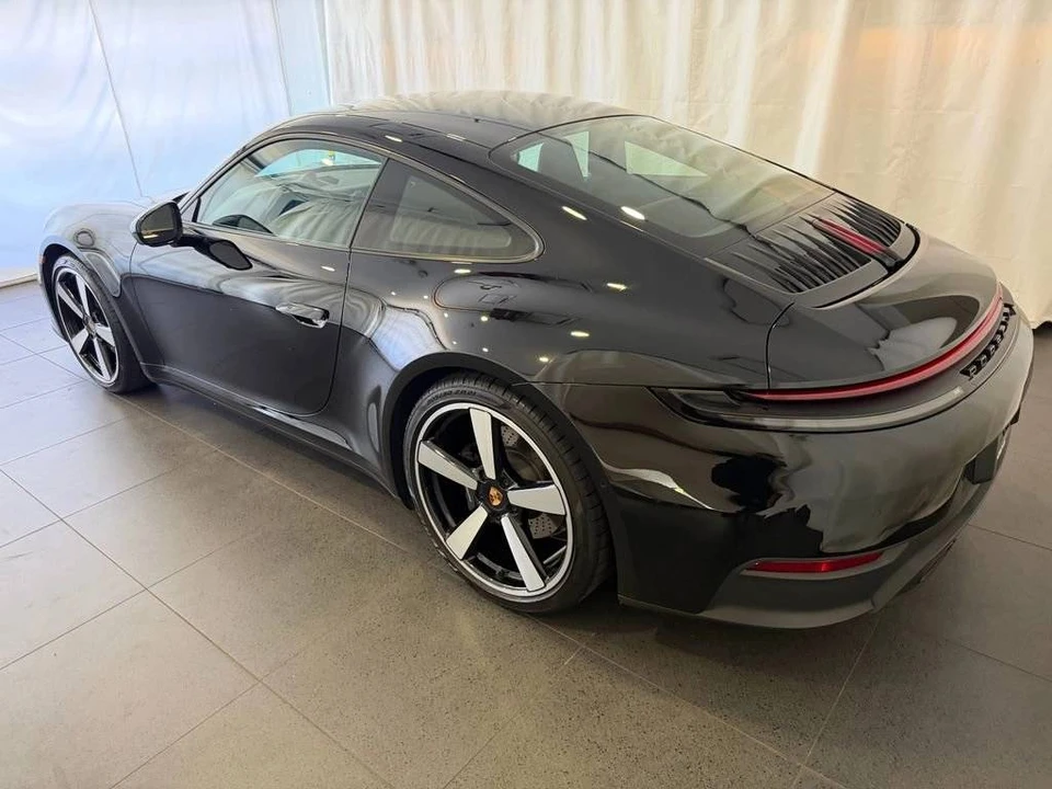 2025 Porsche 992 Carrera - Image 3 of 5