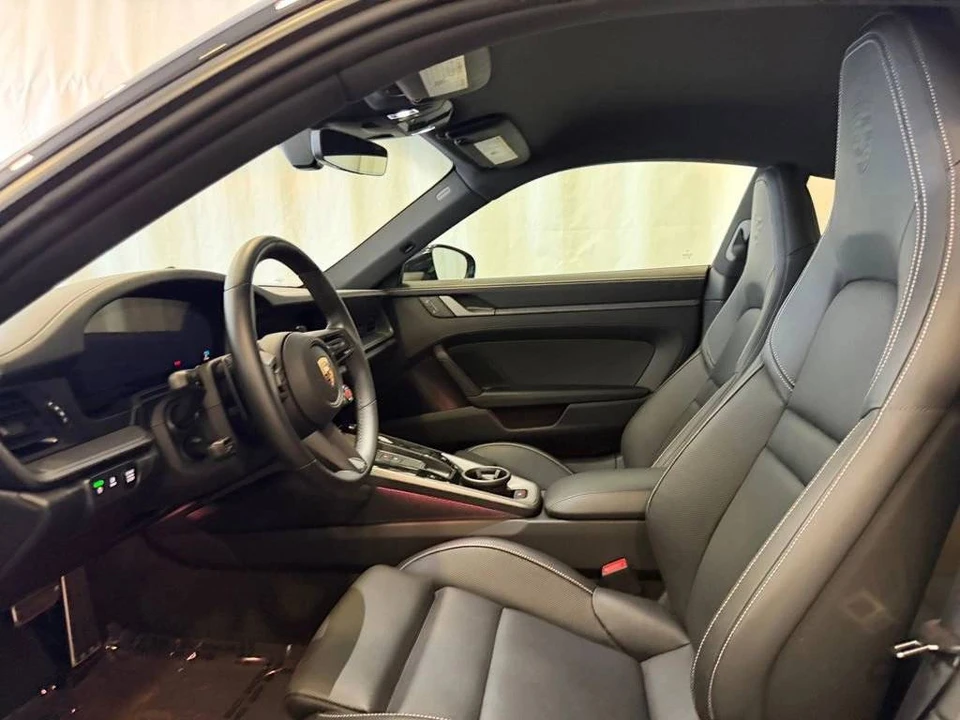 2025 Porsche 992 Carrera - Image 5 of 5