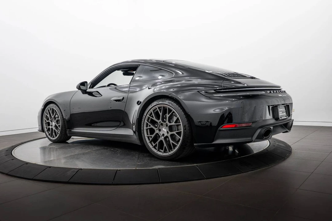 2025 Porsche 992 Carrera - Image 3 of 5