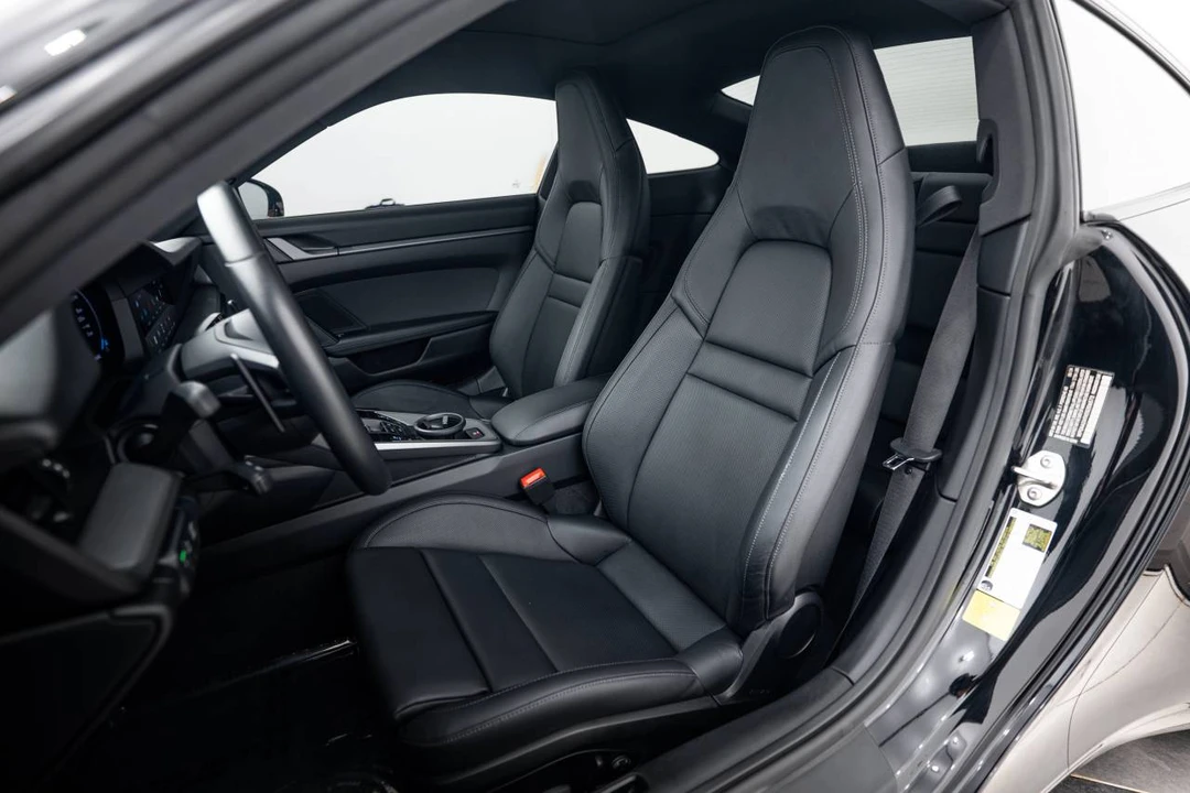 2025 Porsche 992 Carrera - Image 5 of 5