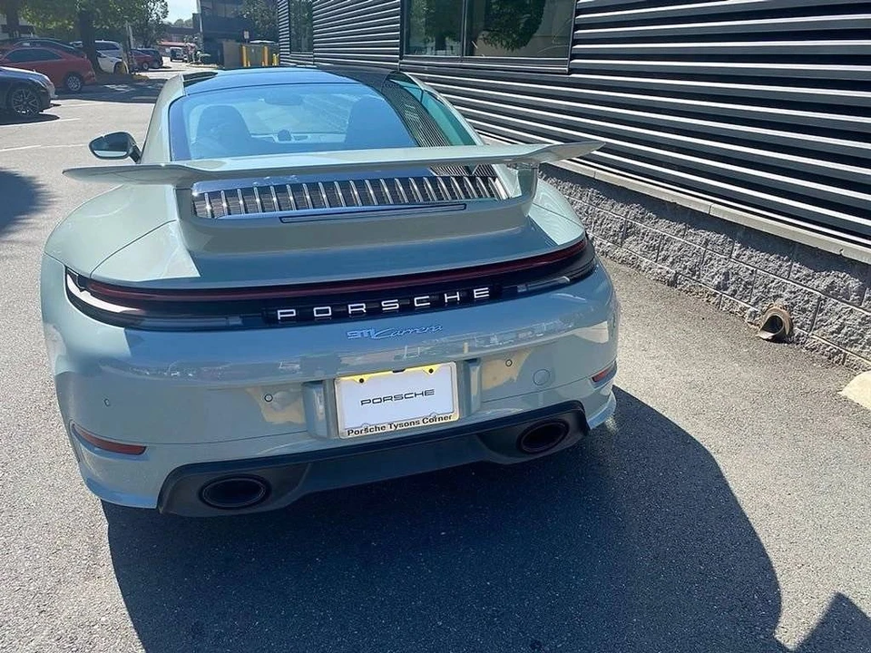 2025 Porsche 992 Carrera - Image 3 of 4