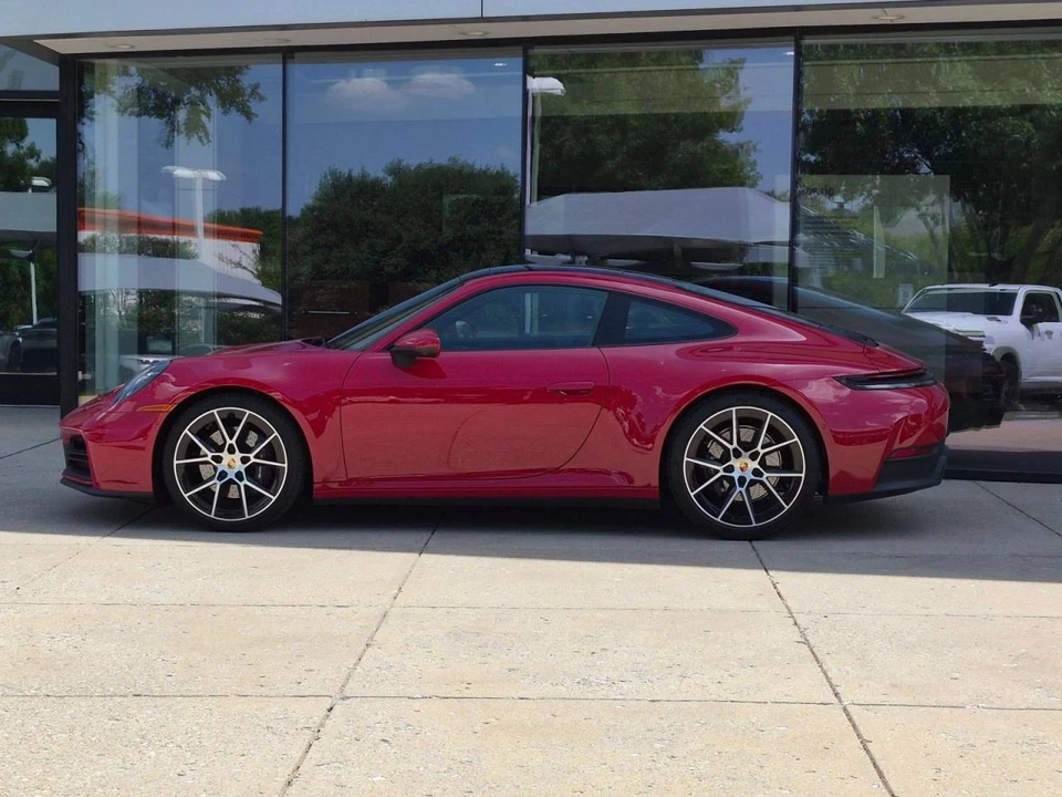 2025 Porsche 992 Carrera - Image 2 of 5