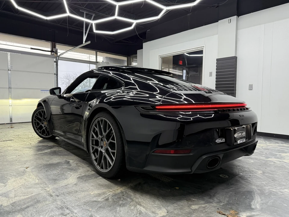 2025 Porsche 992 Carrera - Image 3 of 21