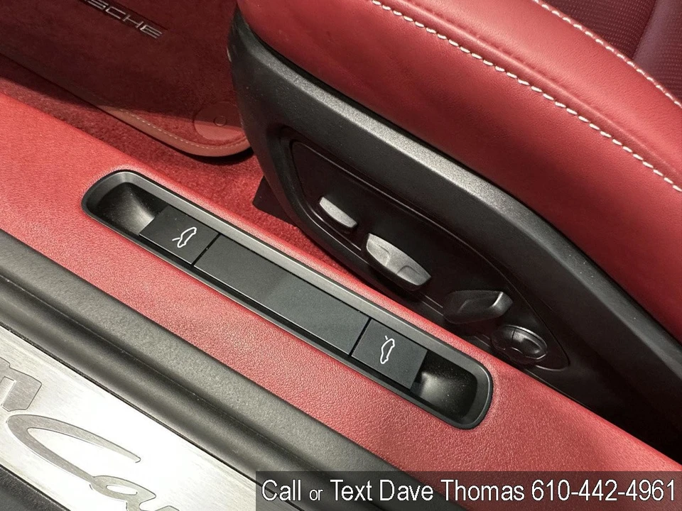 2025 Porsche 992 Carrera - Image 17 of 24