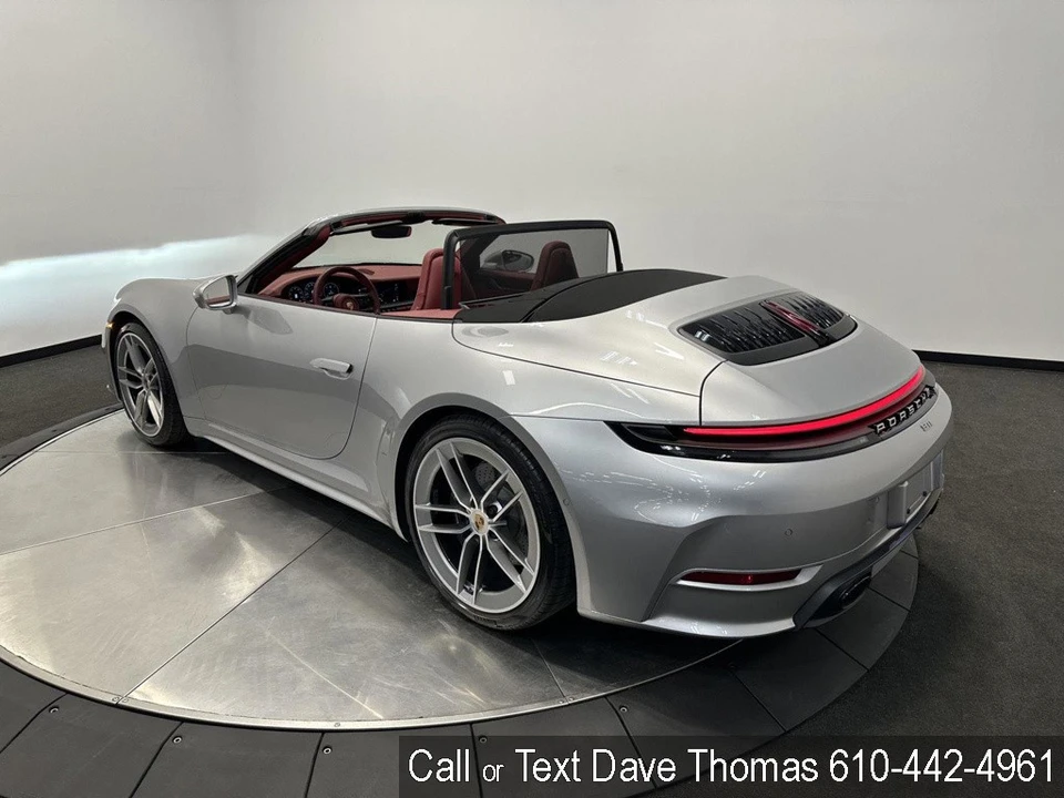 2025 Porsche 992 Carrera - Image 14 of 24