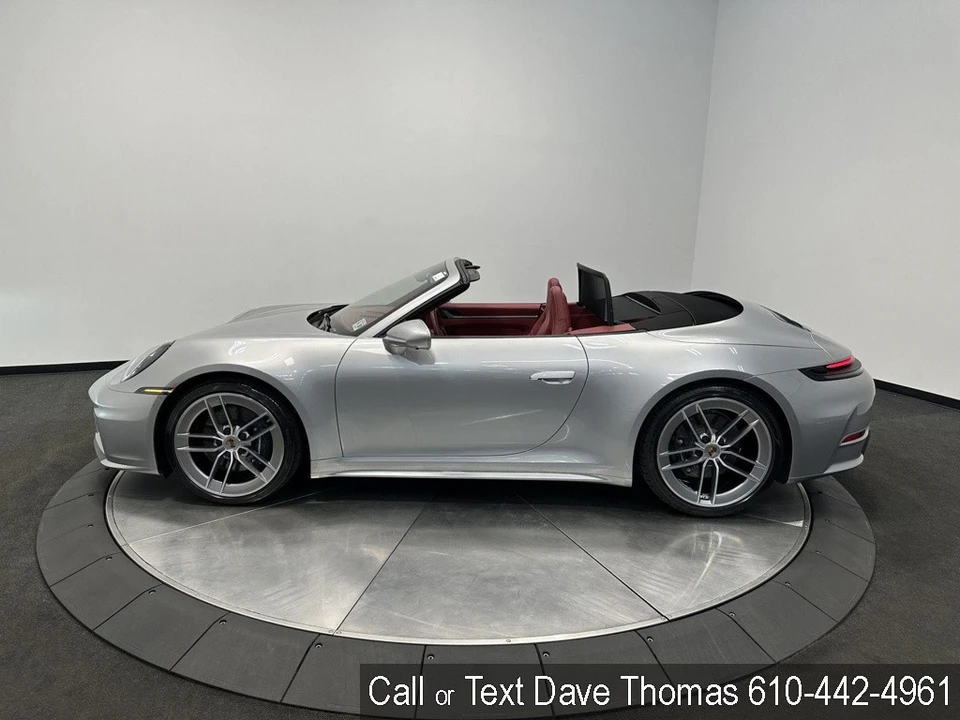 2025 Porsche 992 Carrera - Image 13 of 24