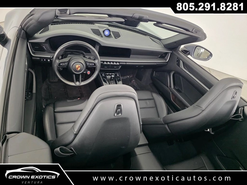 2025 Porsche - Image 26 of 31