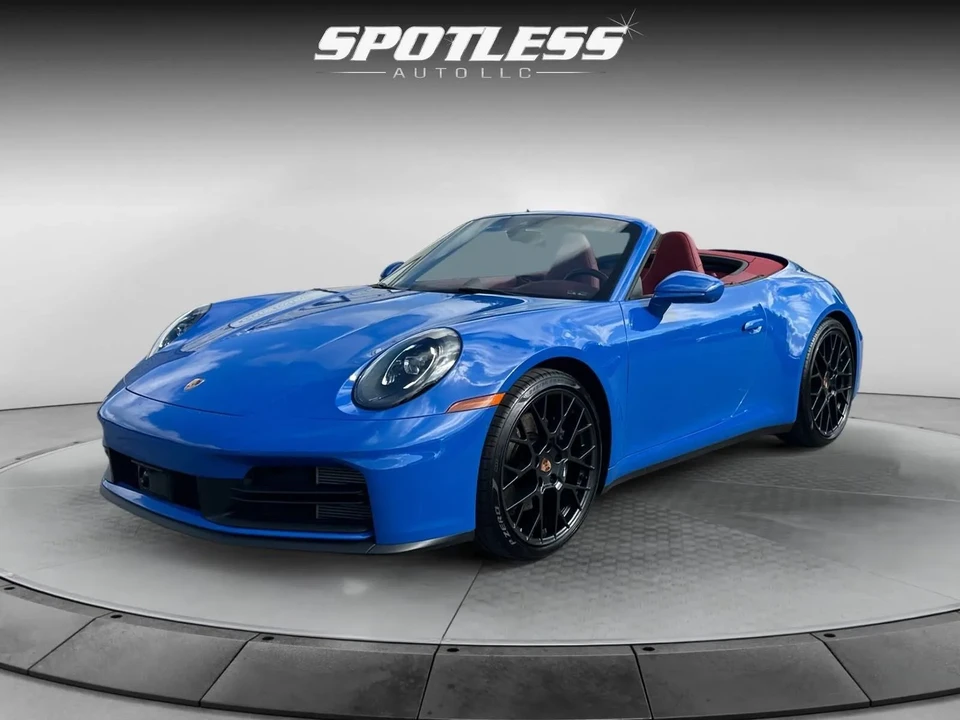 2025 Porsche 992 Carrera - Image 2 of 31