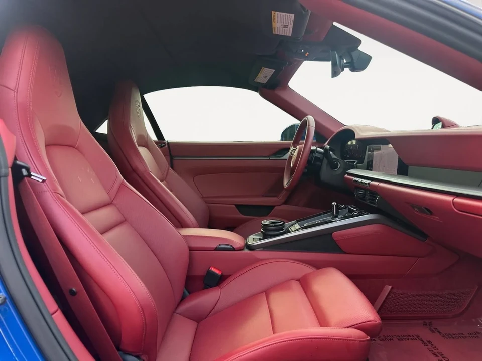 2025 Porsche 992 Carrera - Image 30 of 31