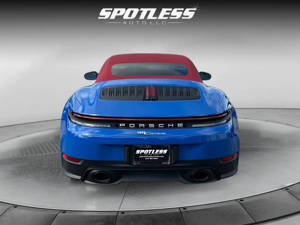 2025 Porsche 992 Carrera - Image 9 of 31