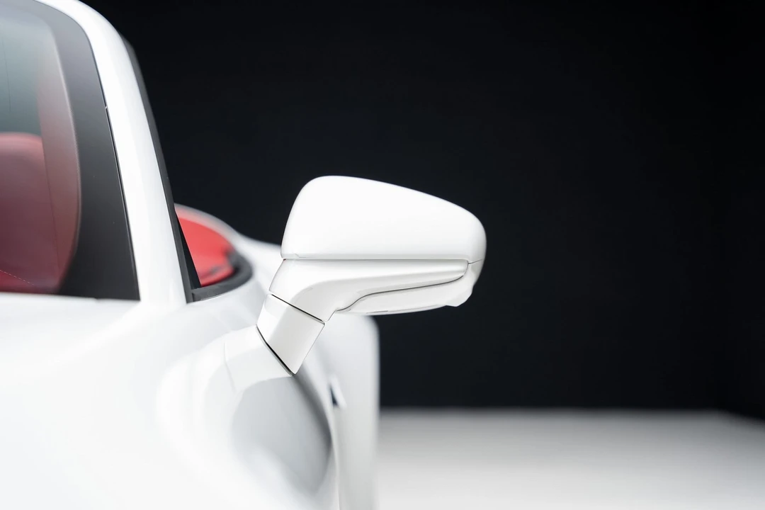 2025 Porsche 992 Carrera - Image 16 of 21
