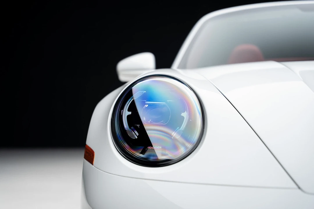 2025 Porsche 992 Carrera - Image 10 of 21