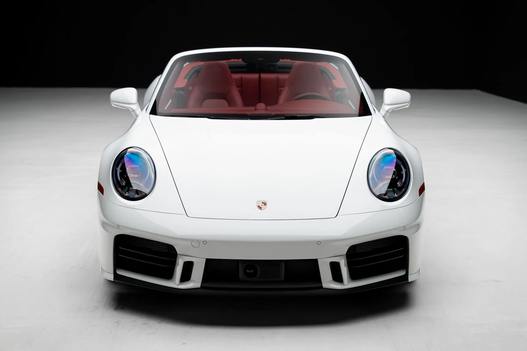 2025 Porsche 992 Carrera - Image 7 of 21