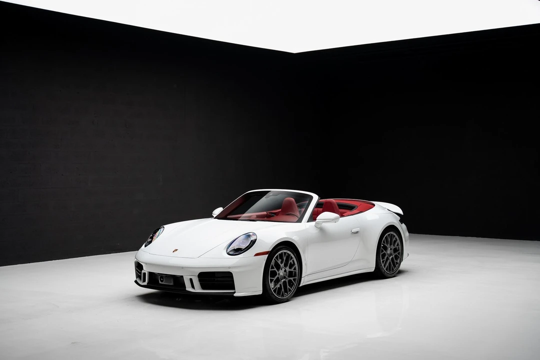 2025 Porsche 992 Carrera - Image 6 of 21
