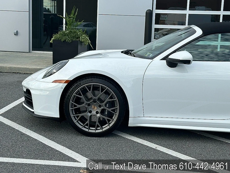 2025 Porsche 992 Carrera - Image 7 of 24
