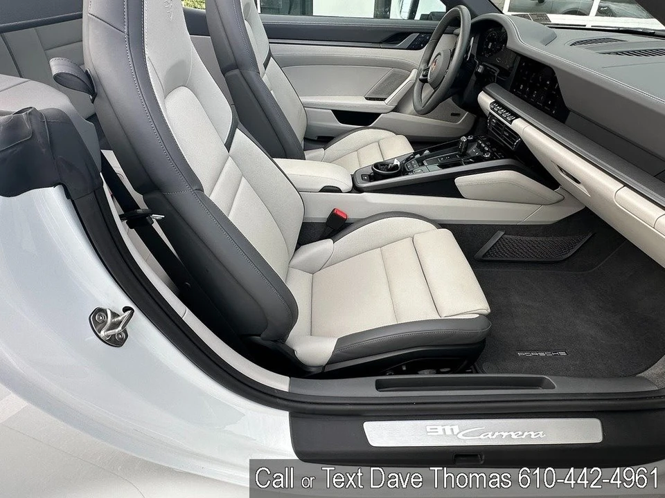 2025 Porsche 992 Carrera - Image 9 of 24