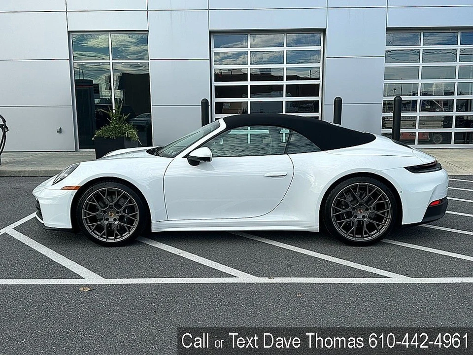 2025 Porsche 992 Carrera - Image 6 of 24