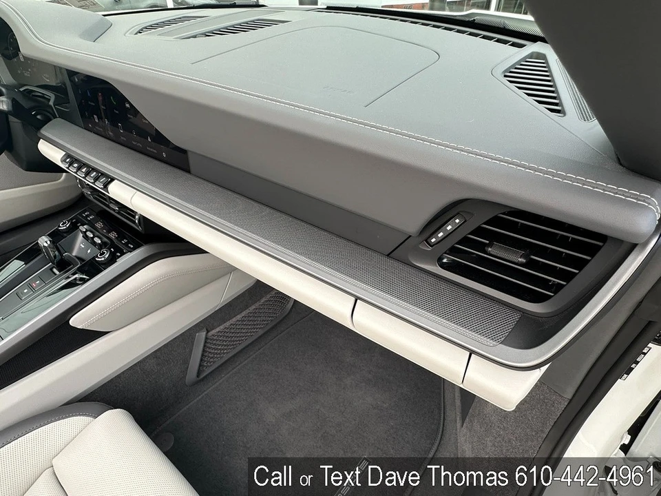 2025 Porsche 992 Carrera - Image 21 of 24