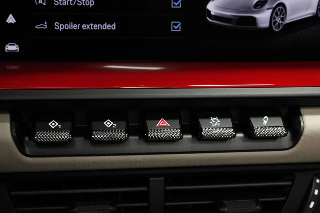 2025 Porsche 992 Carrera - Image 18 of 31
