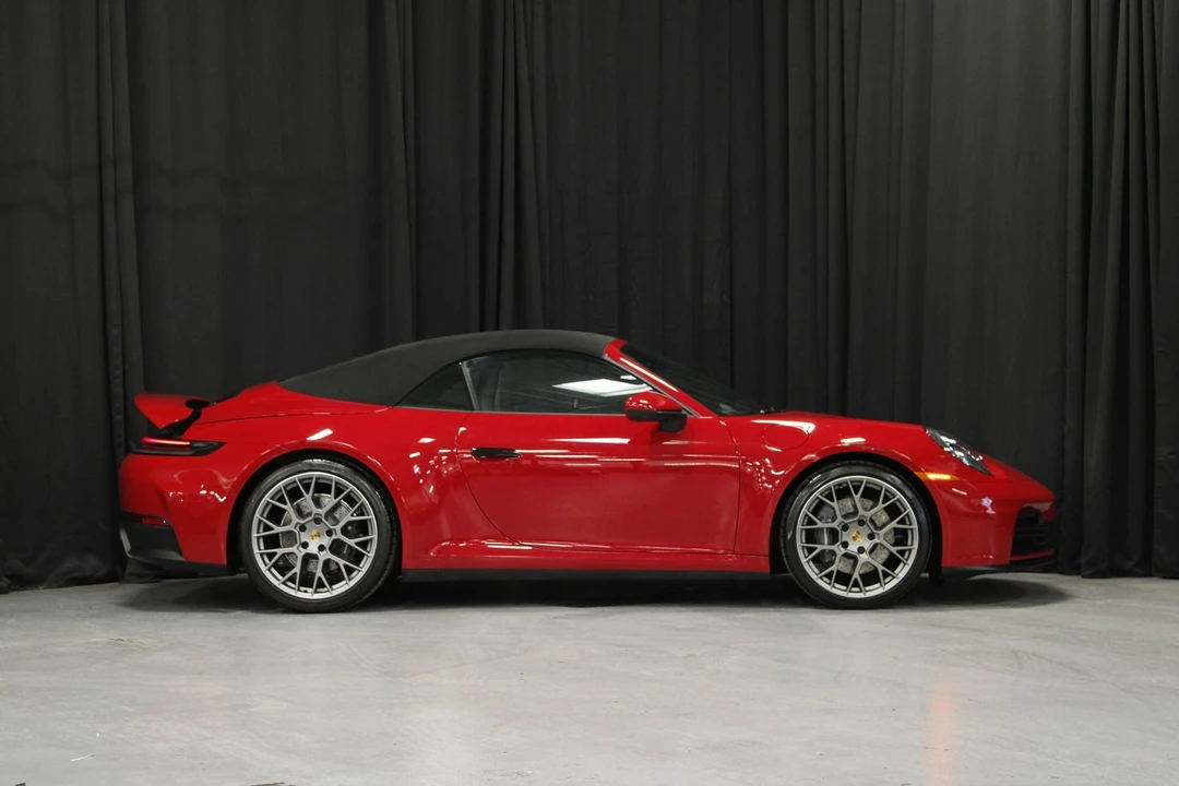 2025 Porsche 992 Carrera - Image 6 of 31