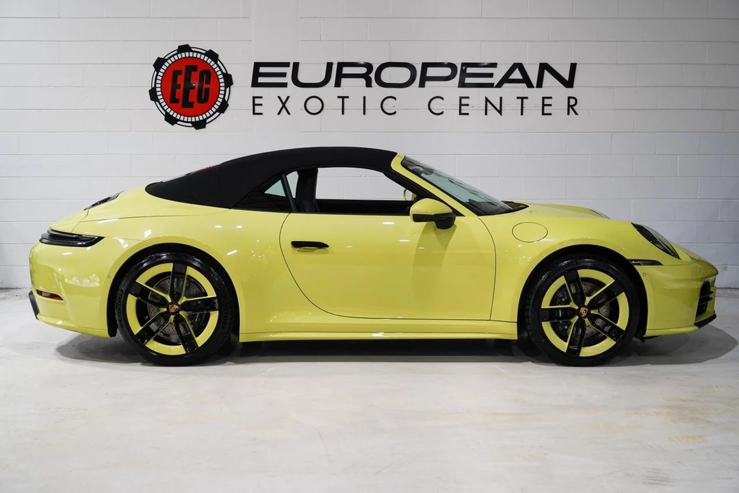 2025 Porsche 992 Carrera - Image 8 of 21