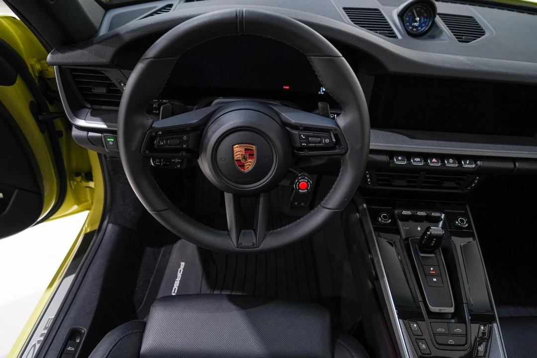 2025 Porsche 992 Carrera - Image 11 of 21