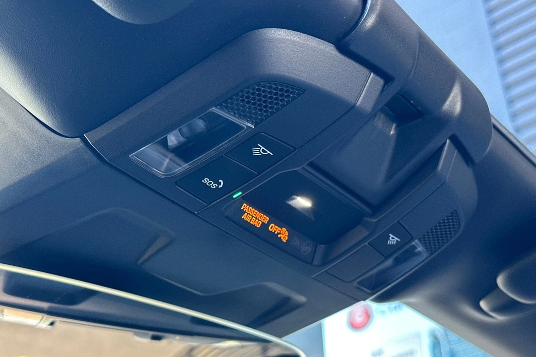 2025 Porsche 992 Carrera - Image 21 of 31