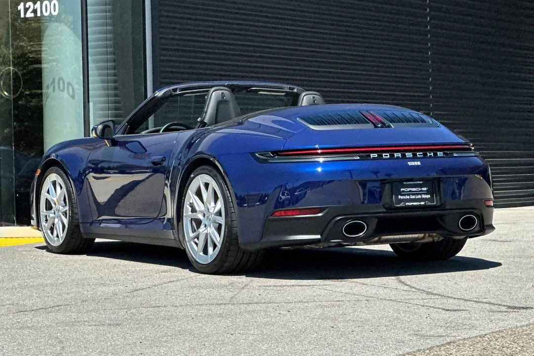 2025 Porsche 992 Carrera - Image 3 of 31